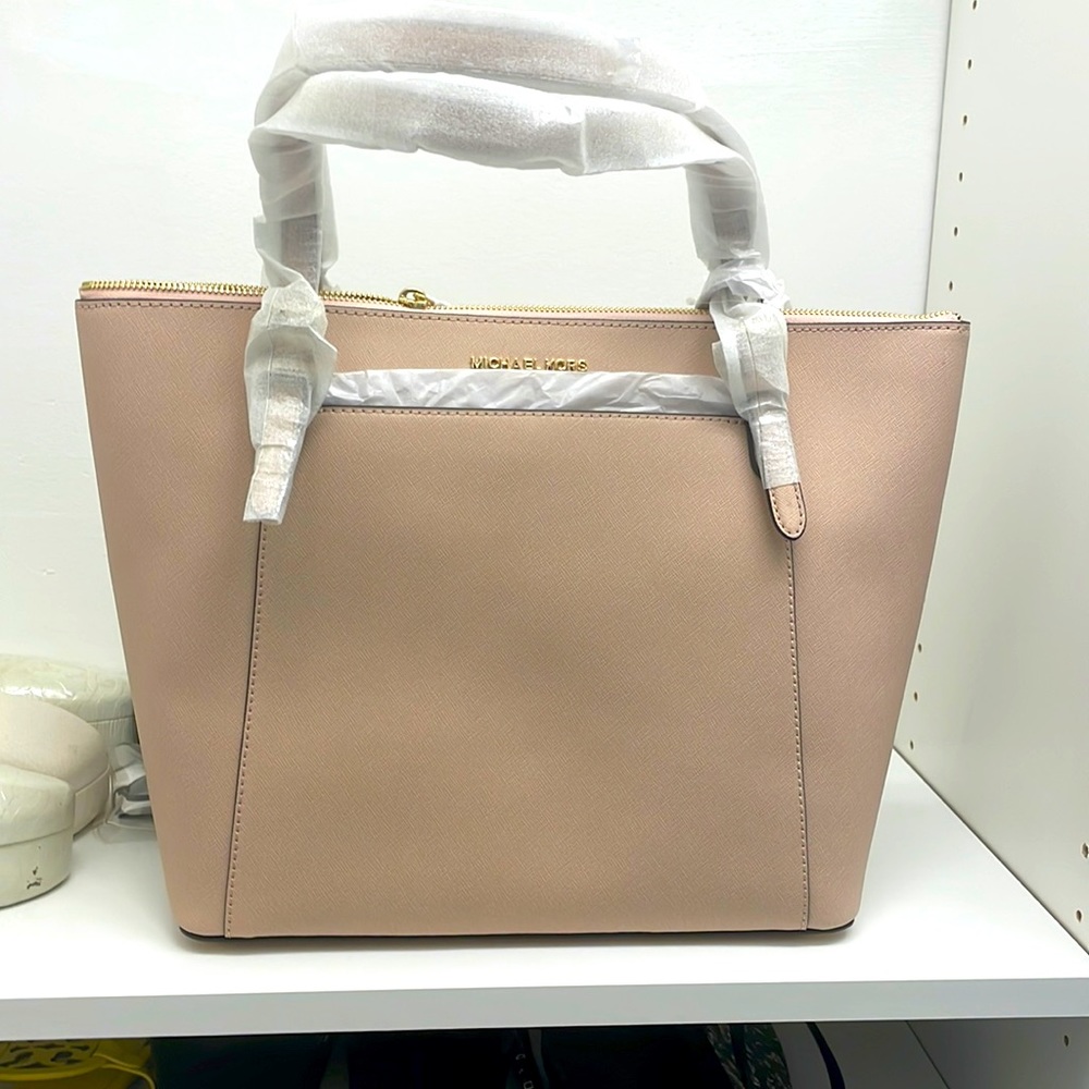 Michael Kors Ciara handbag brand new